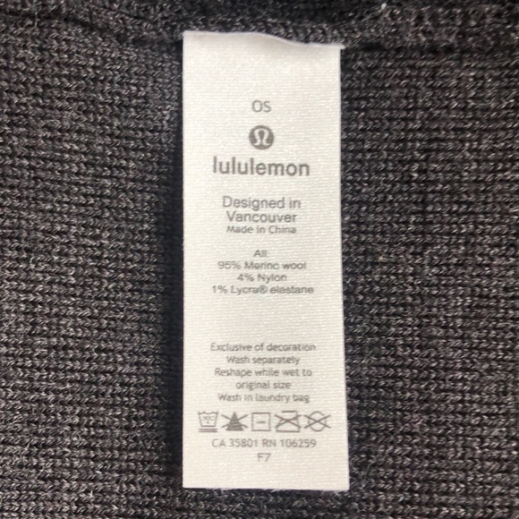 Lululemon Bundle Up Wrap - Picture 6 of 6